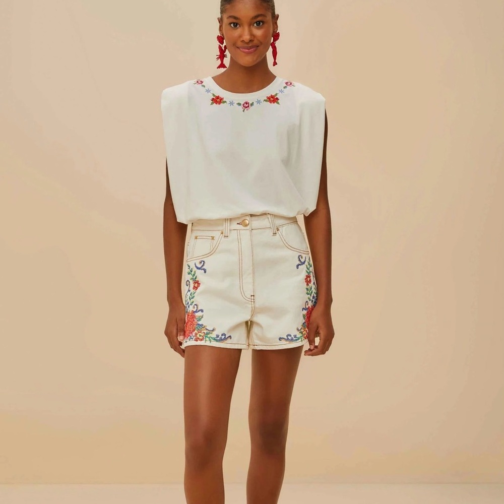 FARM Rio Cross Stitch Flowers Off-White T Shirt NWT